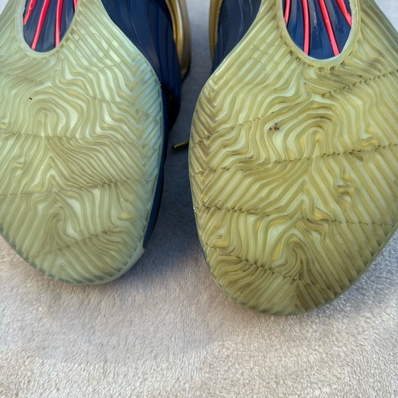 Nike KD - Picture 9 of 13